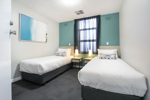 Nightcap At Watermark Glenelg - Accommodation 4U 3