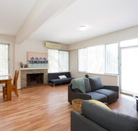 Nights on Broadway - Close to River UWA  Hospitals - Accommodation 4U