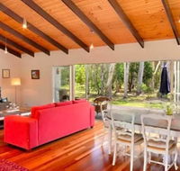 Noosa Lake House - Accommodation 4U