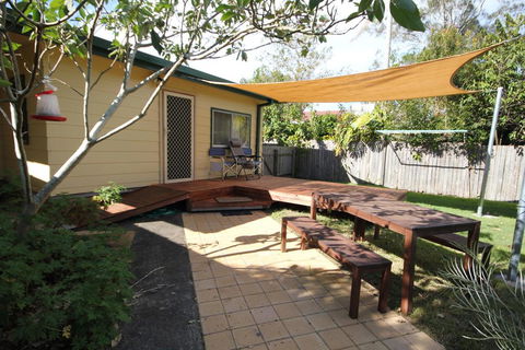 NORTH HAVEN SEA BREEZE - 9 David Campbell St , North Haven - Accommodation 4U 2