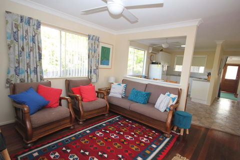 NORTH HAVEN SEA BREEZE - 9 David Campbell St , North Haven - Accommodation 4U 3