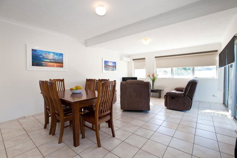 North Star Holiday Resort - Accommodation 4U 2