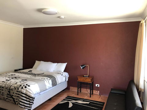 Northampton Motor Hotel - Accommodation 4U 0