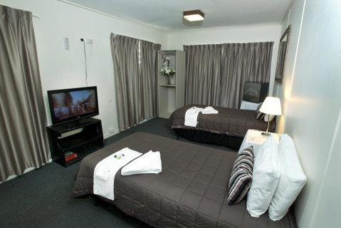 O'Sheas Windsor Hotel - Accommodation 4U 0