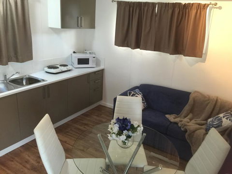 Oakridge Motel Tourist Park - Accommodation 4U 1