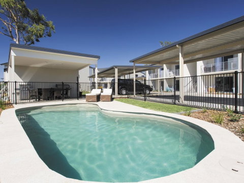 Oaks Middlemount Suites - Accommodation 4U 0
