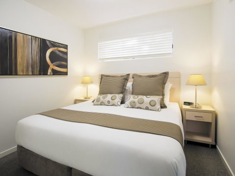 Oaks Middlemount Suites - Accommodation 4U 3