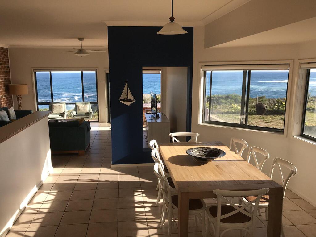 One Mile Beach NSW Accommodation 4U