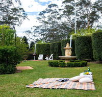 Old Mansfield Loft - gardens gazebo and getaways - Accommodation 4U