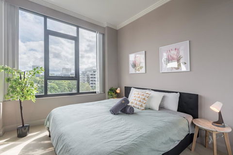 Olympic Park Near Qudos Bank Arena King Bed 1BR 1Bath Sleeps 6 Air-cond Parking - Accommodation 4U 0