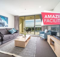 Oval View on North Tce-Gym - Pool - Fireworks NYE - Accommodation 4U