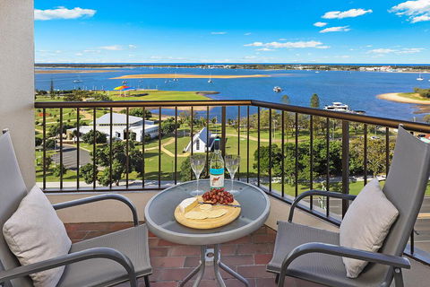 Palmerston Tower - Accommodation 4U 0