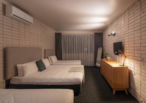 Palms Hotel - Accommodation 4U 3