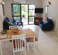 Palms Trinity Beach - Accommodation 4U