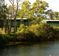 Parry Creek Farm Tourist Resort and Caravan Park - Accommodation 4U