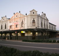 Peden's Hotel - Accommodation 4U