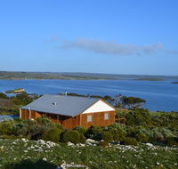 Pelican Lagoon Cabin - Accommodation 4U