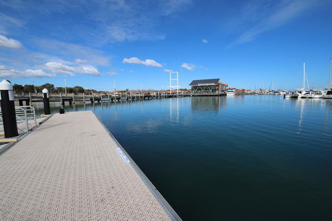 Perth Beachside Holiday House - Accommodation 4U 2