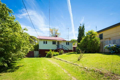 Pet Friendly Beach Cottage @ Ballingalla - Accommodation 4U 0