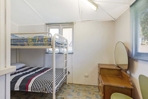 Pet Friendly Beach Cottage @ Ballingalla - Accommodation 4U 2