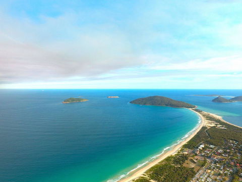 Pet Friendly Beach Home - Accommodation 4U 2