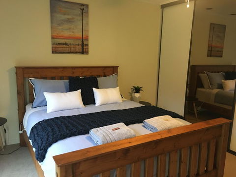 Petes Place - Accommodation 4U 0