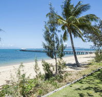 Picnic Bay Apartments Unit 3 - Accommodation 4U