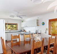 Picturesque Lizzie Palms 1 - Accommodation 4U