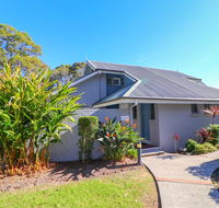 Plover Deluxe Resort Villa - Accommodation 4U