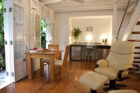 Port Douglas Cottage & Lodge - Accommodation 4U 3