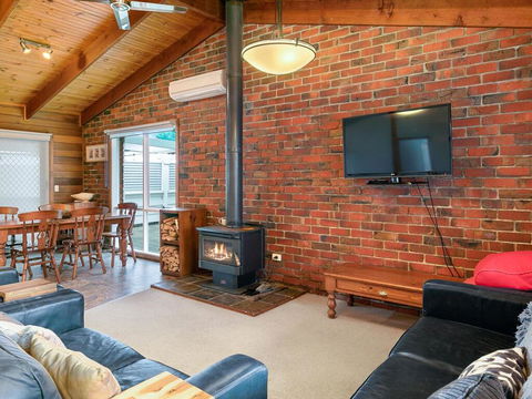 Powlett Place - Accommodation 4U 2
