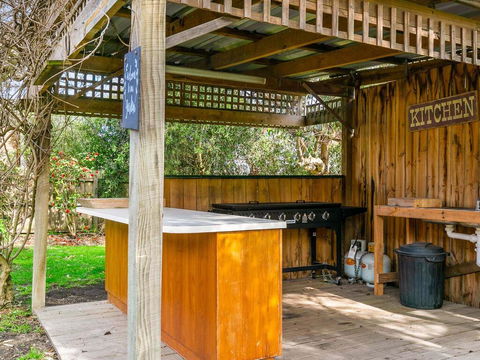 Powlett Place - Accommodation 4U 3