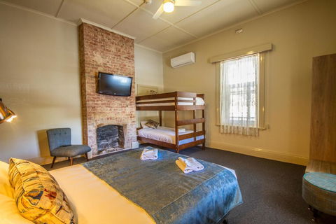 Pretoria Hotel - Accommodation 4U 2