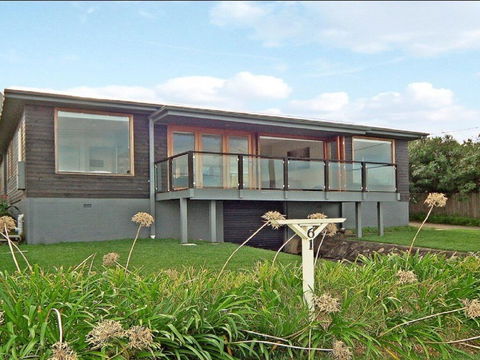Prime Position - Across From Seven Mile Beach - Accommodation 4U 0