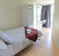 Private modern room - Plaza Building- in City Centre - Accommodation 4U