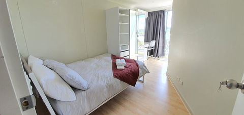 Private Modern Room - Plaza Building- In City Centre! - Accommodation 4U 0