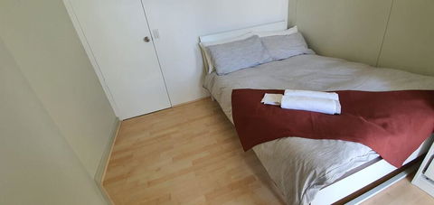 Private Modern Room - Plaza Building- In City Centre! - Accommodation 4U 2