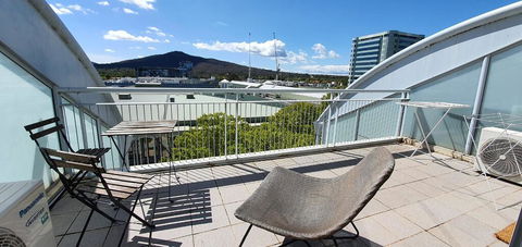 Private Modern Room - Plaza Building- In City Centre! - Accommodation 4U 1