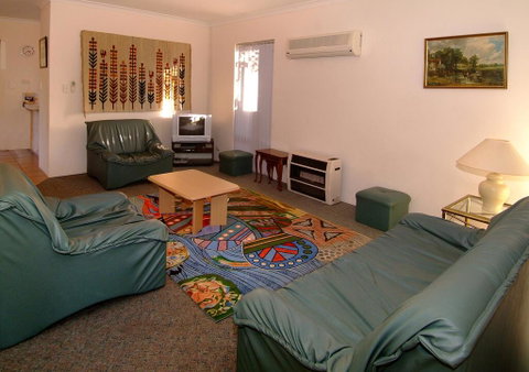 Prowse Pad - Accommodation 4U 1