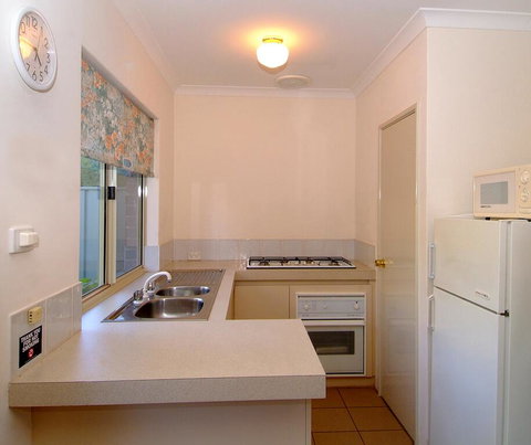 Prowse Pad - Accommodation 4U 2
