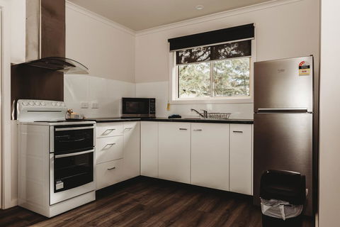 Pyrenees Caravan Park - Accommodation 4U 3