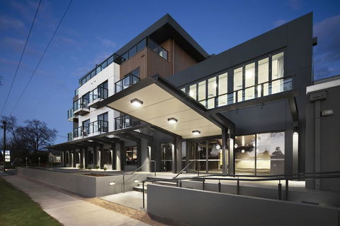 Quality Hotel Lakeside - Accommodation 4U 0