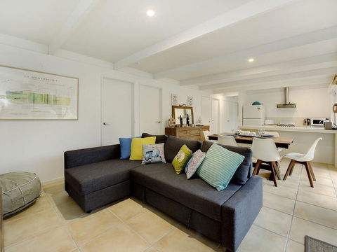 Quarterdeck - Accommodation 4U 2