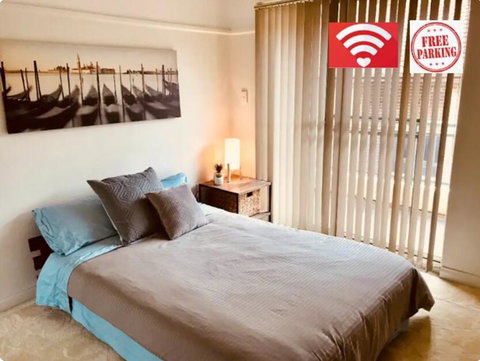 Quiet North Parra Apartment Rooms Across From Park - Accommodation 4U 1