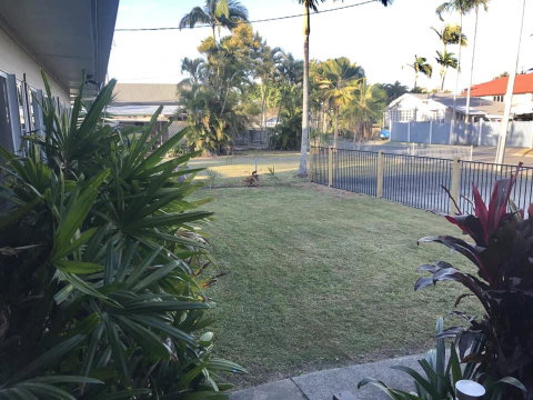 QUIRKY QUEENSLANDER 6 BEDROOM HOME - Accommodation 4U 2