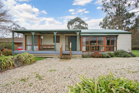 R & R In Bright - Short Walk To Town - Accommodation 4U 2