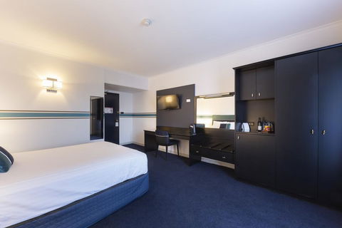 Ramada Diplomat Canberra - Accommodation 4U 2