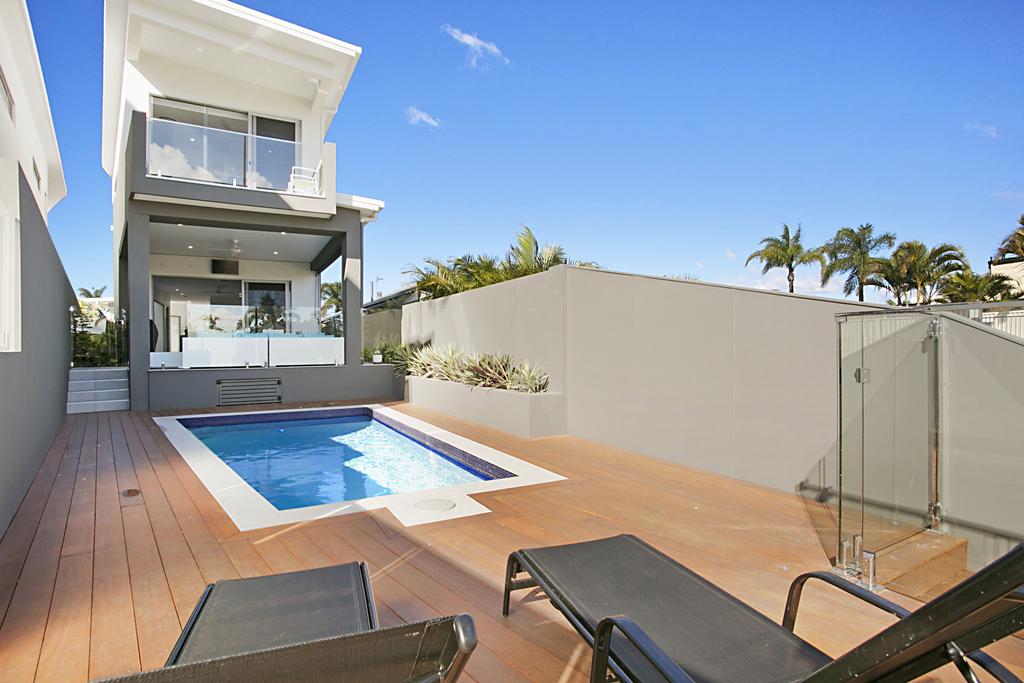 Bundall QLD Accommodation 4U