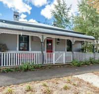 Red Door Cottage of Orange - Heritage Home - Accommodation 4U