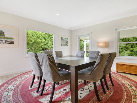 Redhaven House - Spacious, Quiet And Private - Accommodation 4U 3